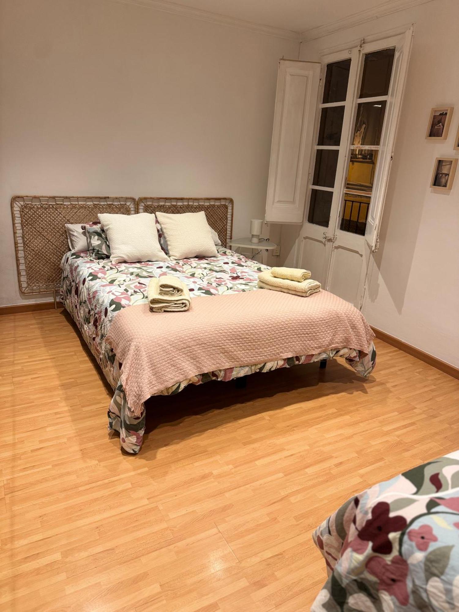 Apartamento Acogedor Piso En Barcelona Exterior foto